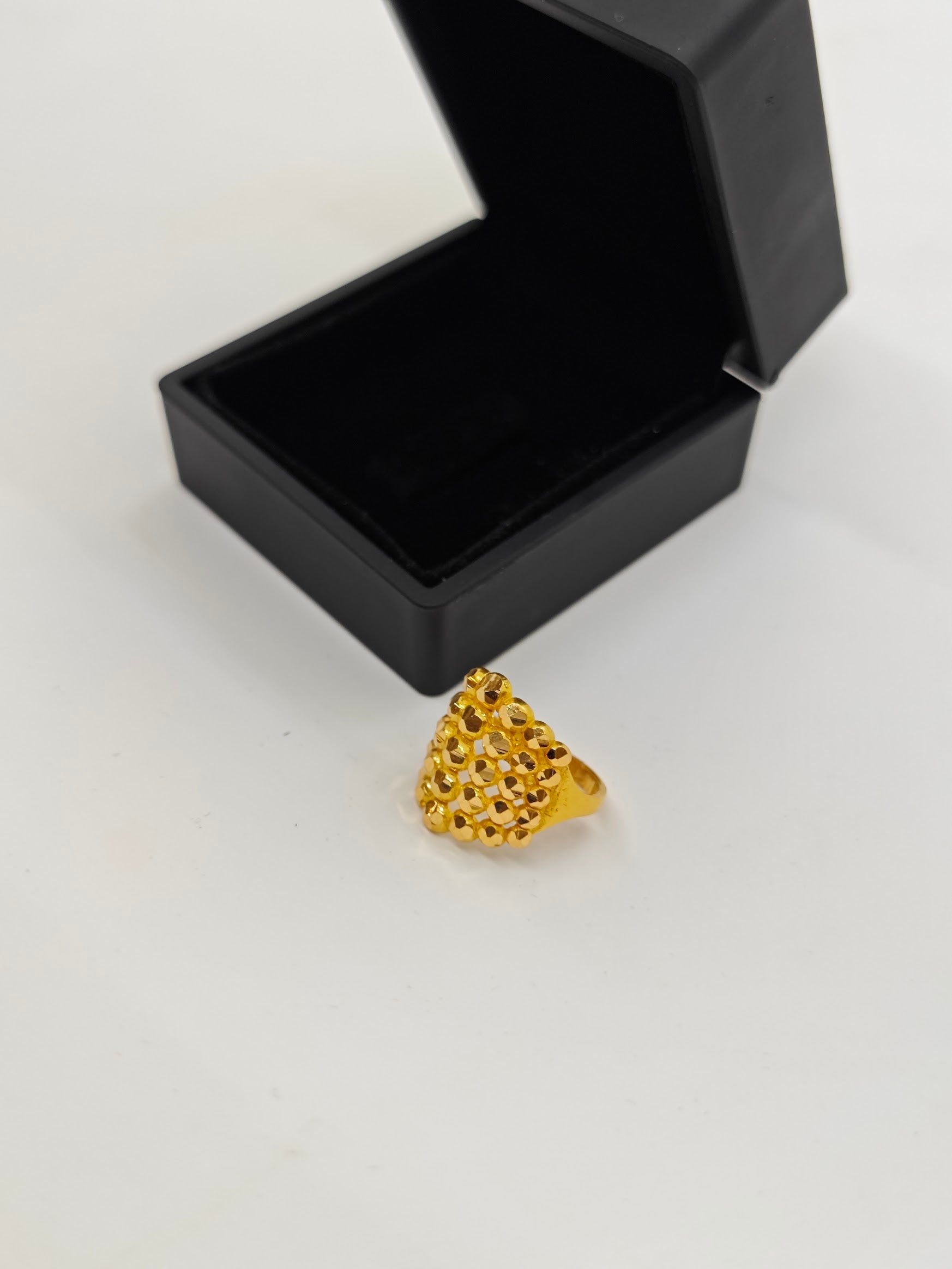 5 Sıra Dorikalı Altın Yüzük 22 Ayar