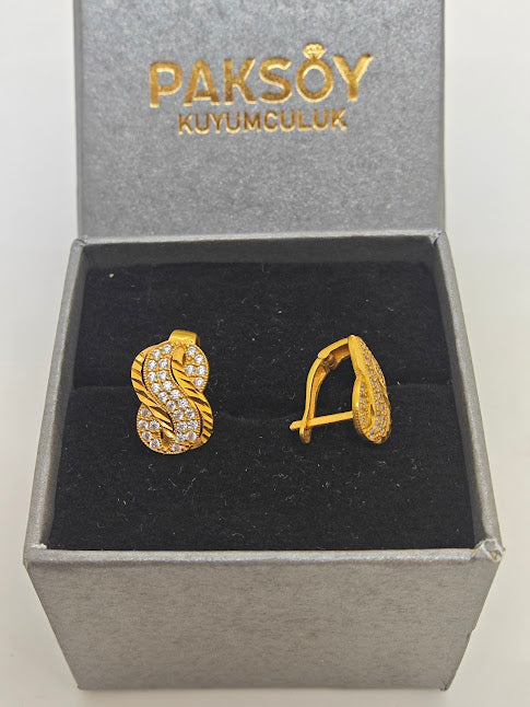Sonsuzluk Desenli Taşlı 22 Ayar Altın Küpe K000303