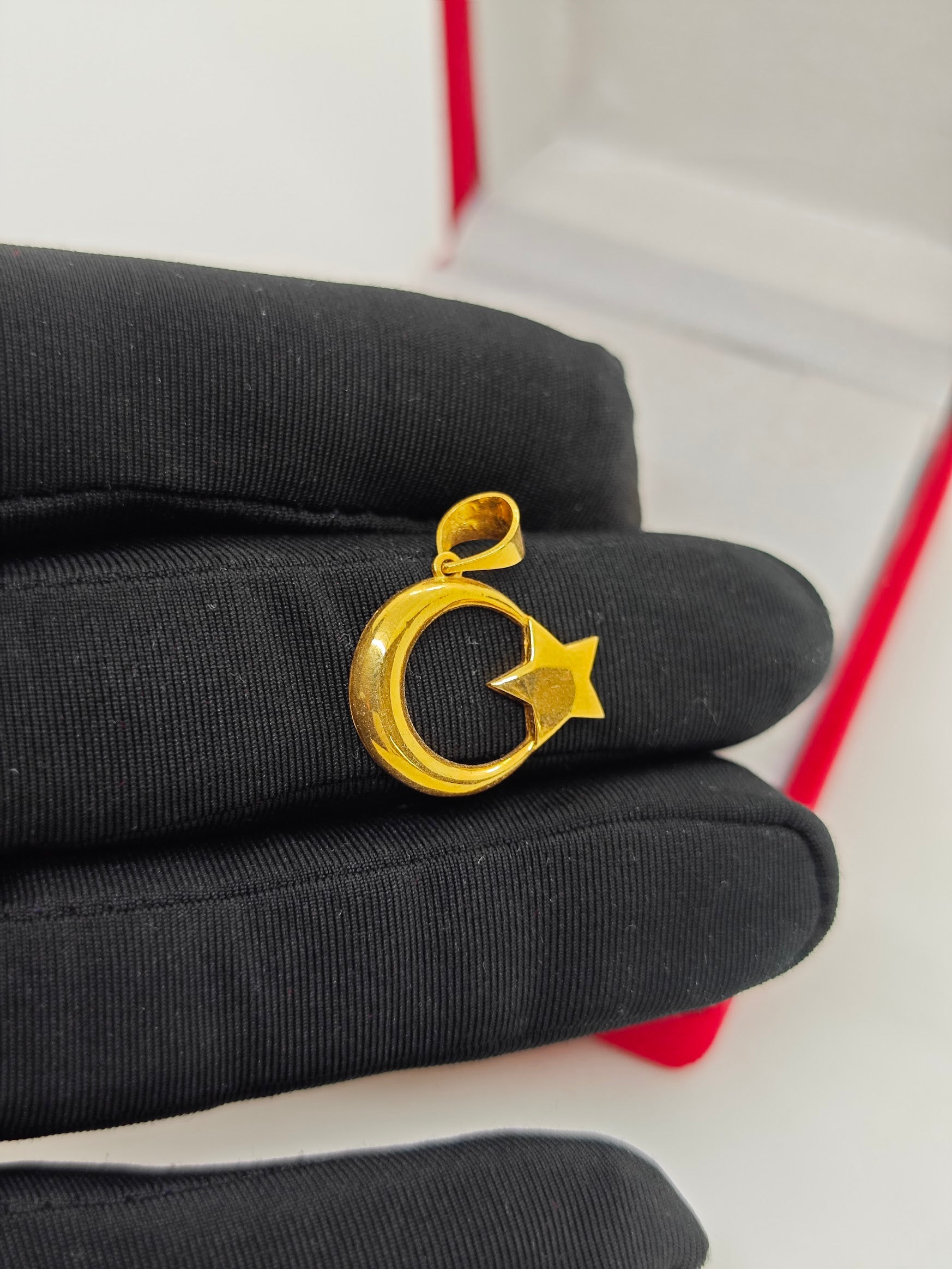 Zarif Ve Şık Ay Yıldız Kolye Uçu