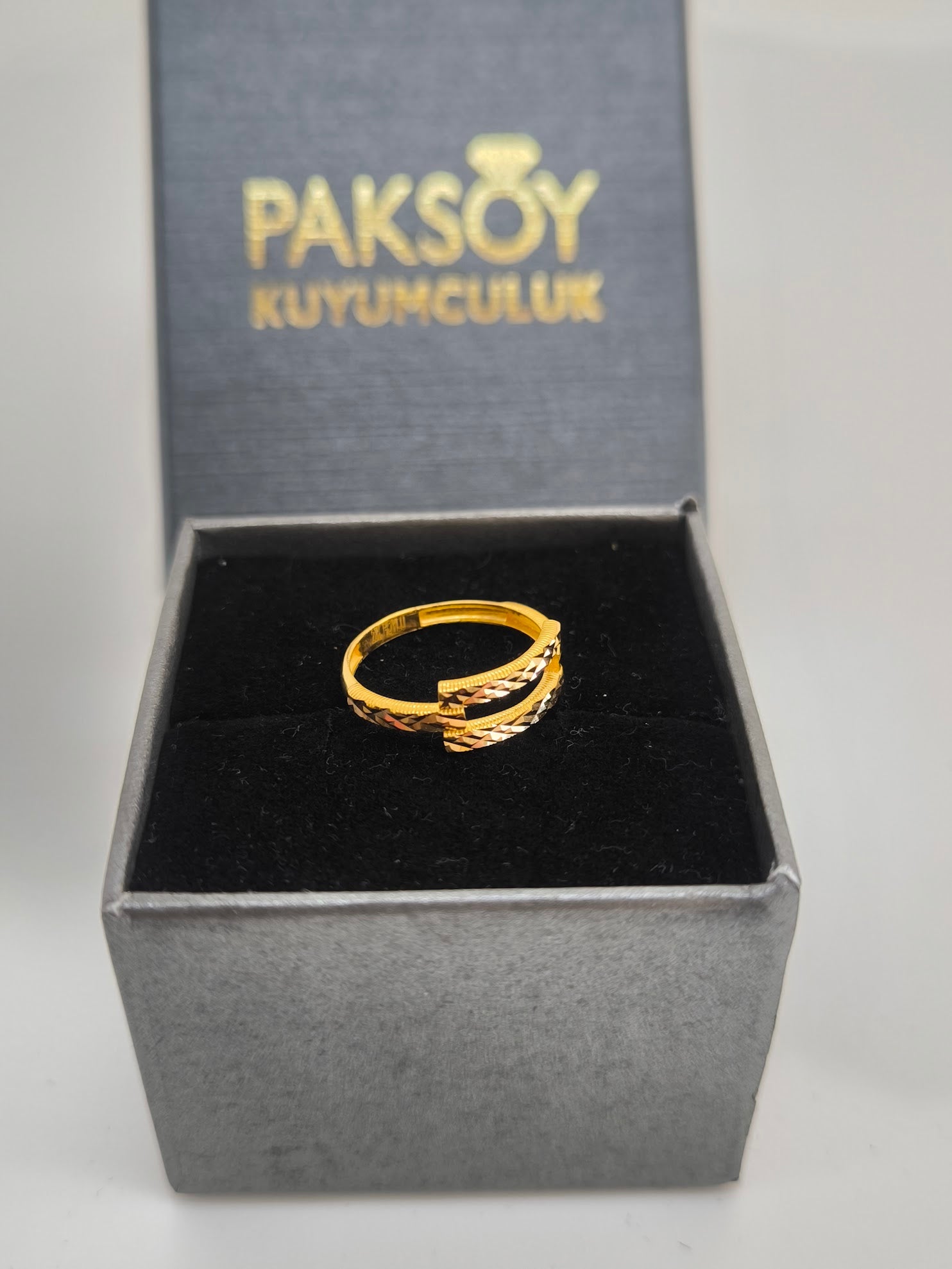 Zarif Ve Şık Kaburga Yüzük 22 Ayar Altın Yüzük Y000635