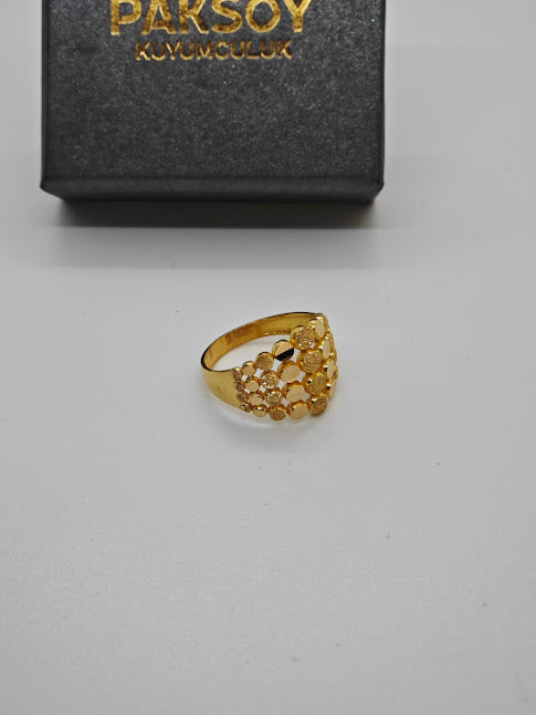 4 Sıralı Simli Lazer İşlemeli 22 Ayar Altın Yüzük Y000544