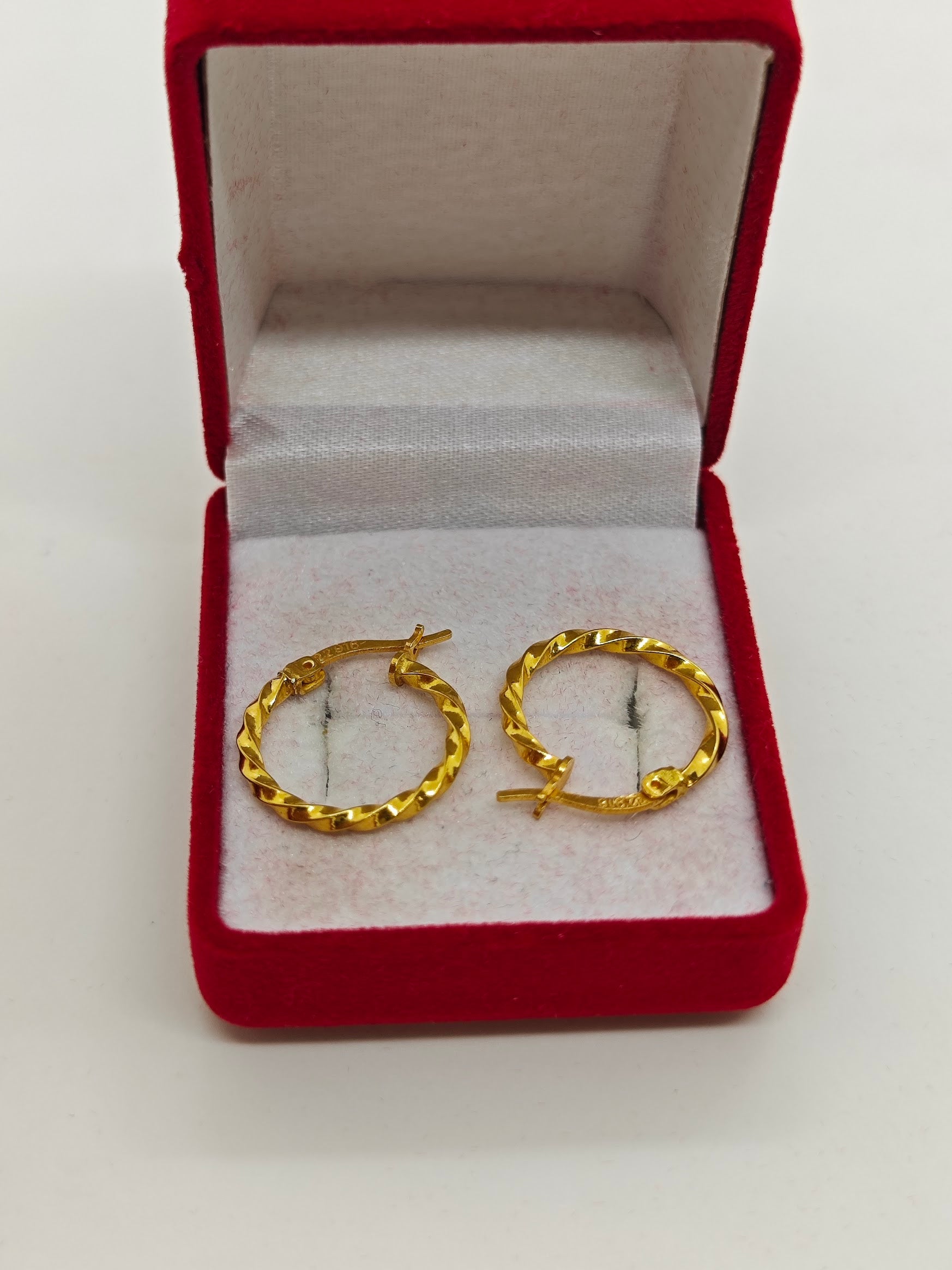 Sarma Halka Küpe 22 Ayar