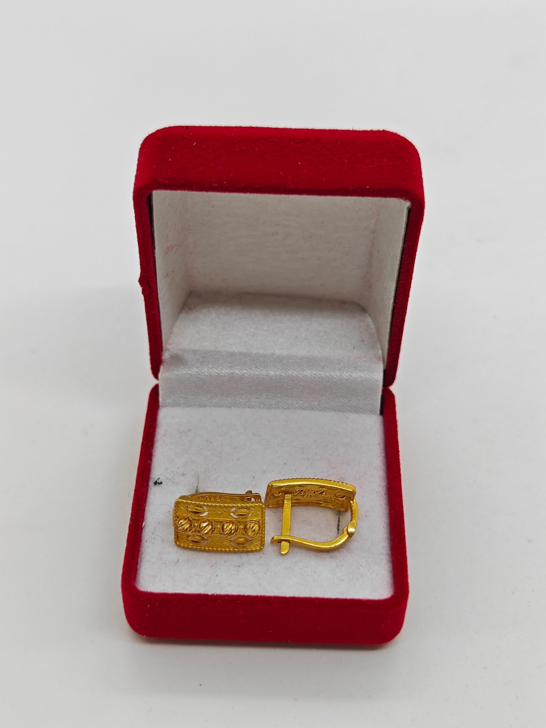 4'lü Dorikalı Altın Küpe 22 Ayar