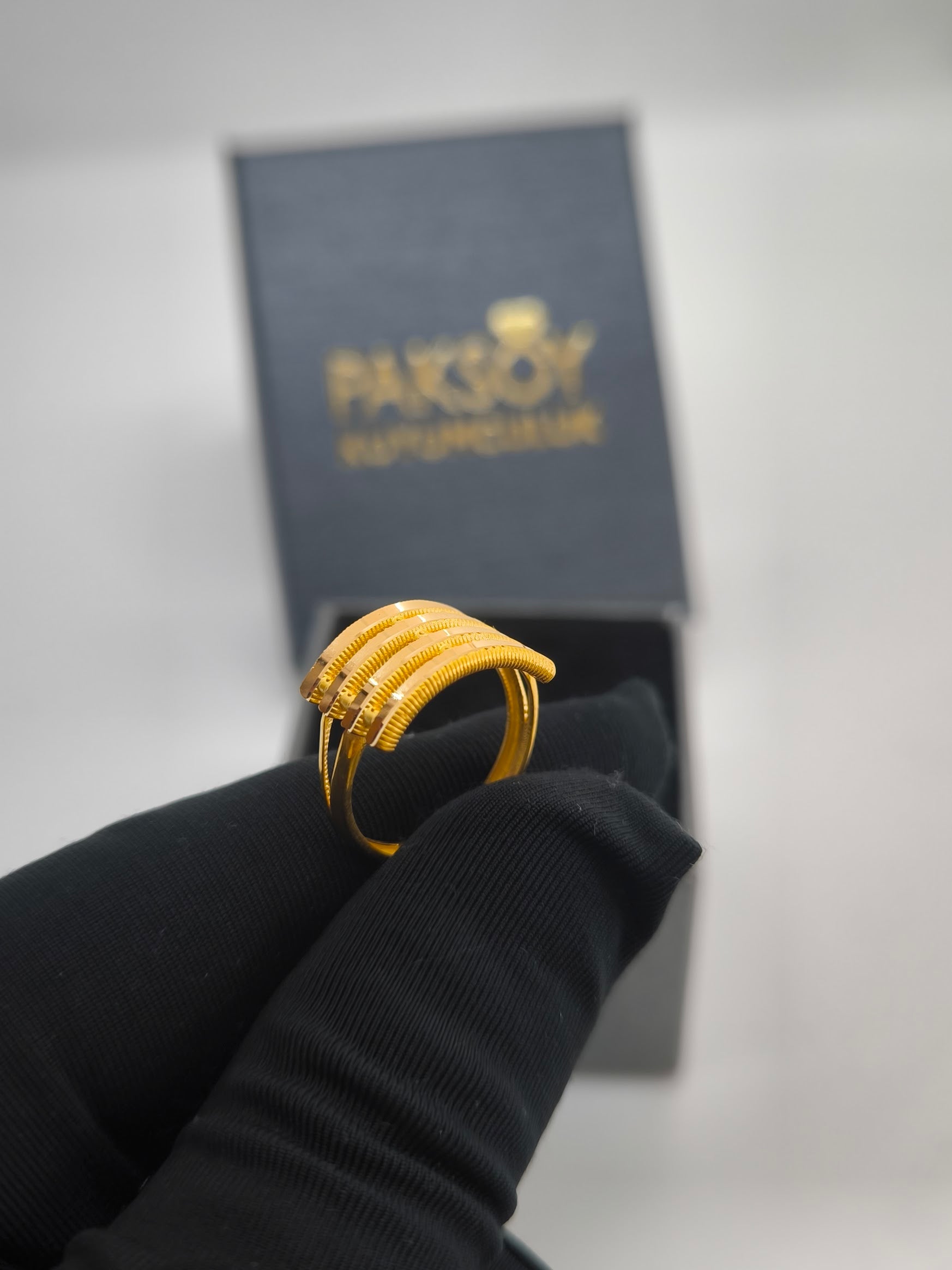 Modern Pöpüler 4 Sıralı Ajda Yüzük 22 Ayar Altın Yüzük Y000621