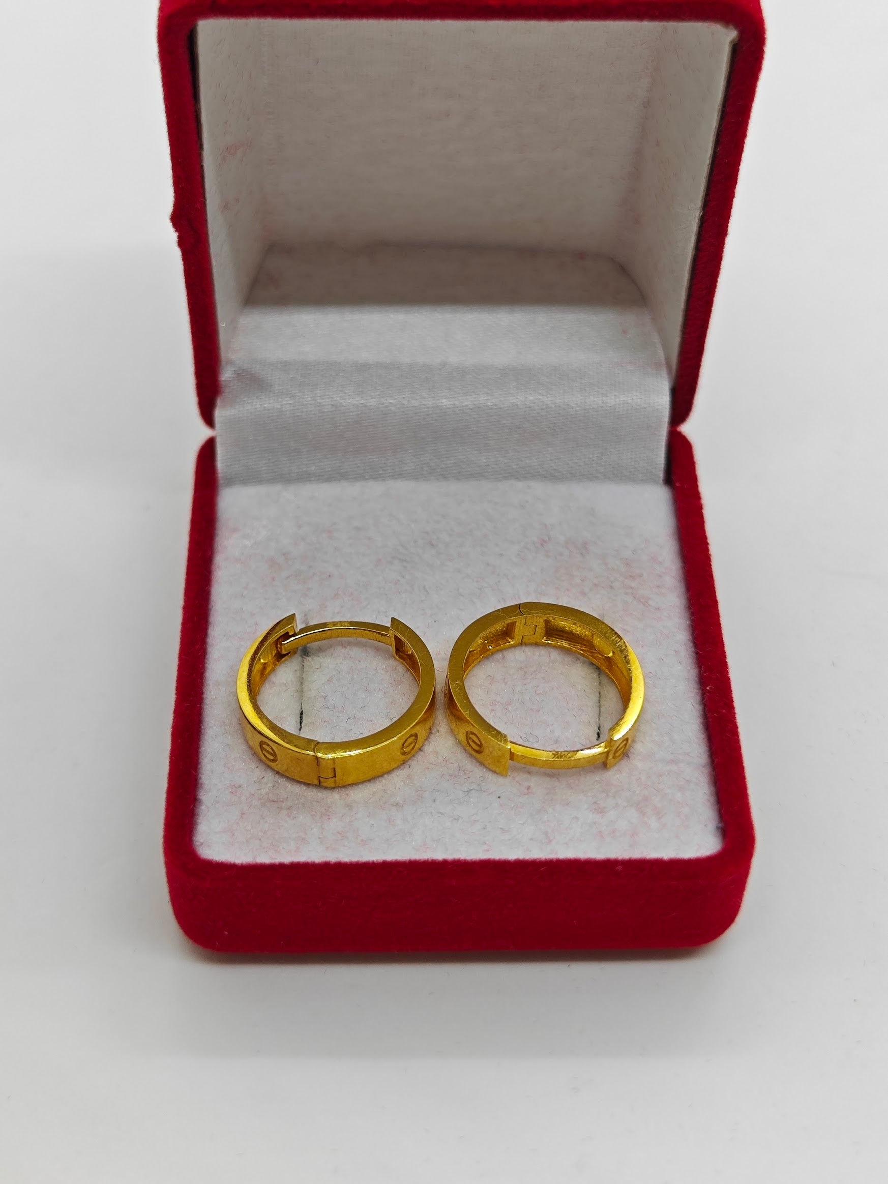 Desenli Halka Küpe 22 Ayar