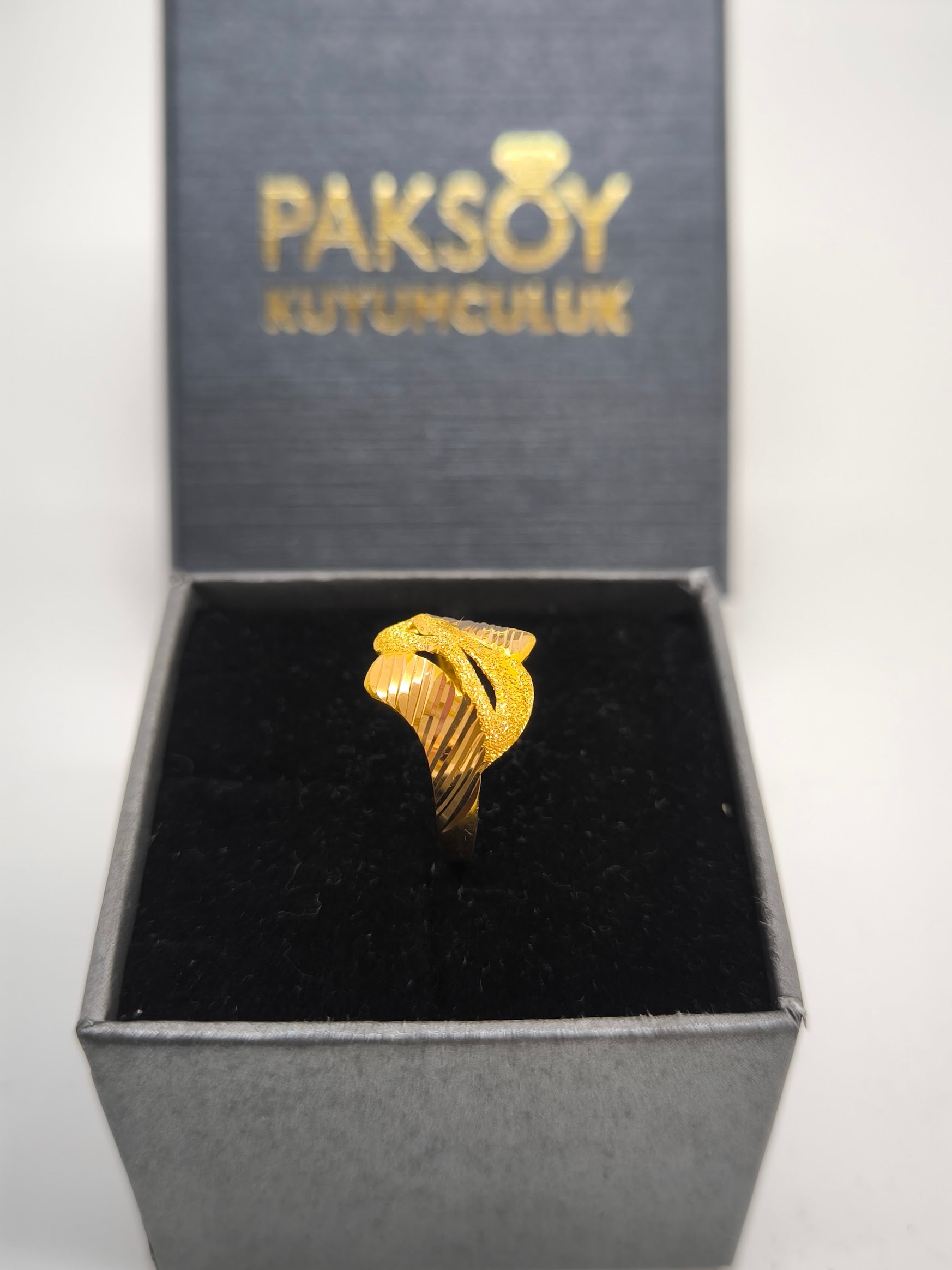 Modern Estetik Yüzük 22 Ayar Altın Yüzük Y000624