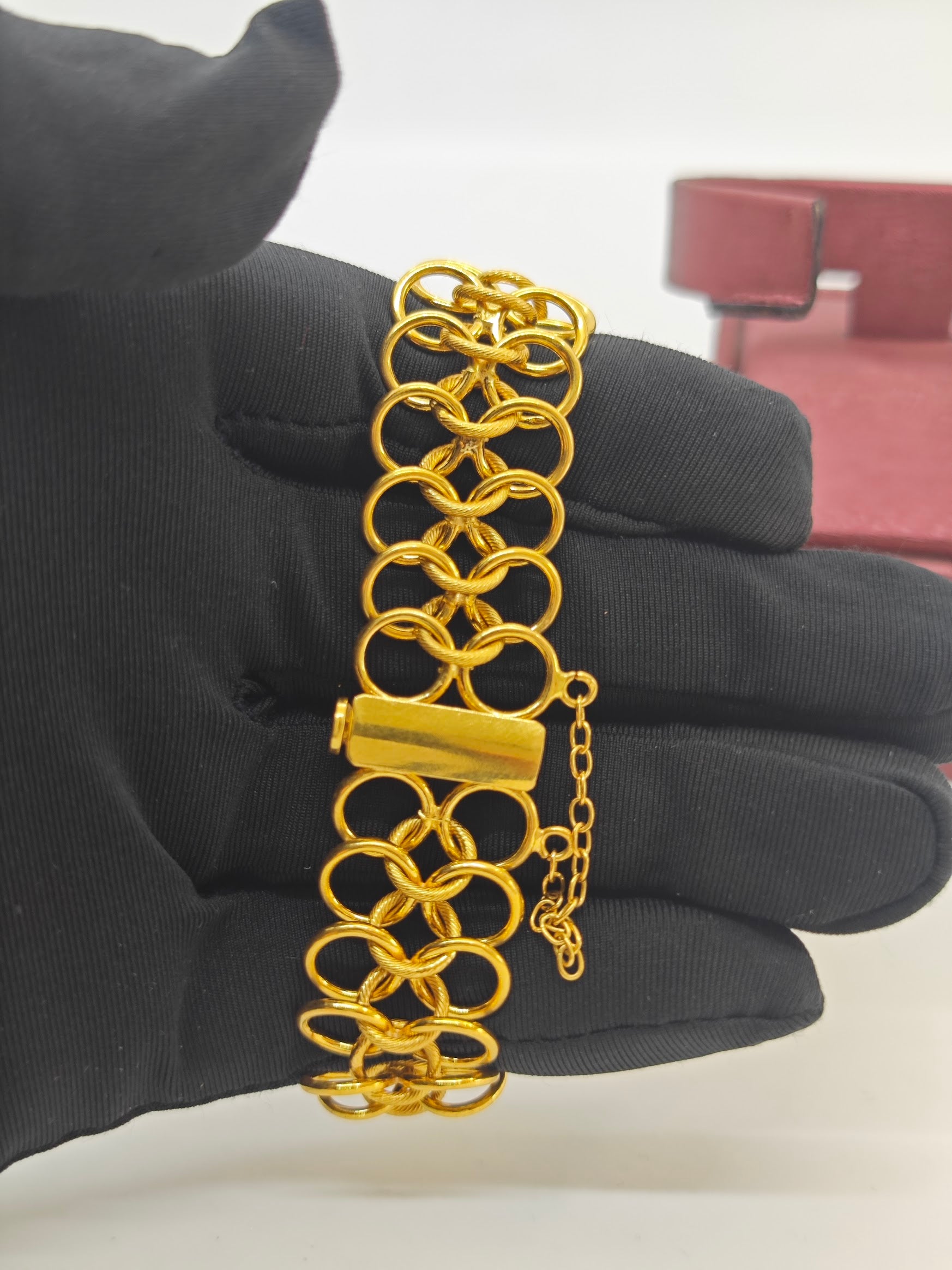 Zarif Ve Gösterişli 22 Ayar Altın Bileklik