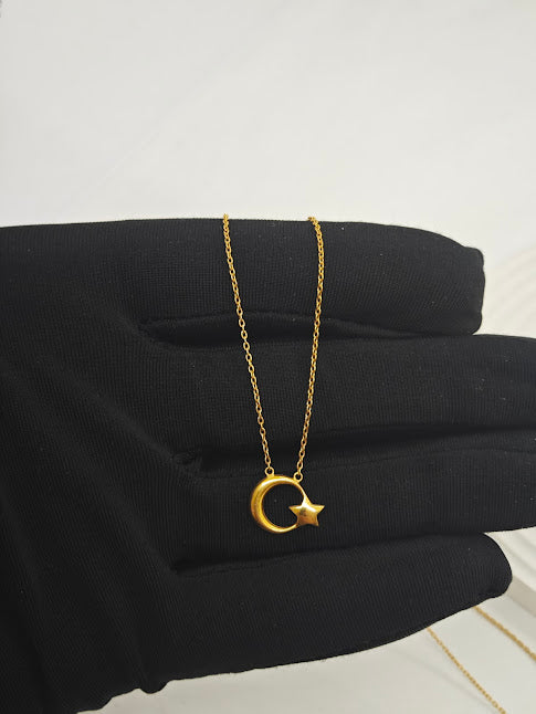 Ay Yıldız Desenli Kolye 22 Ayar Altın ZINCIR Z000015
