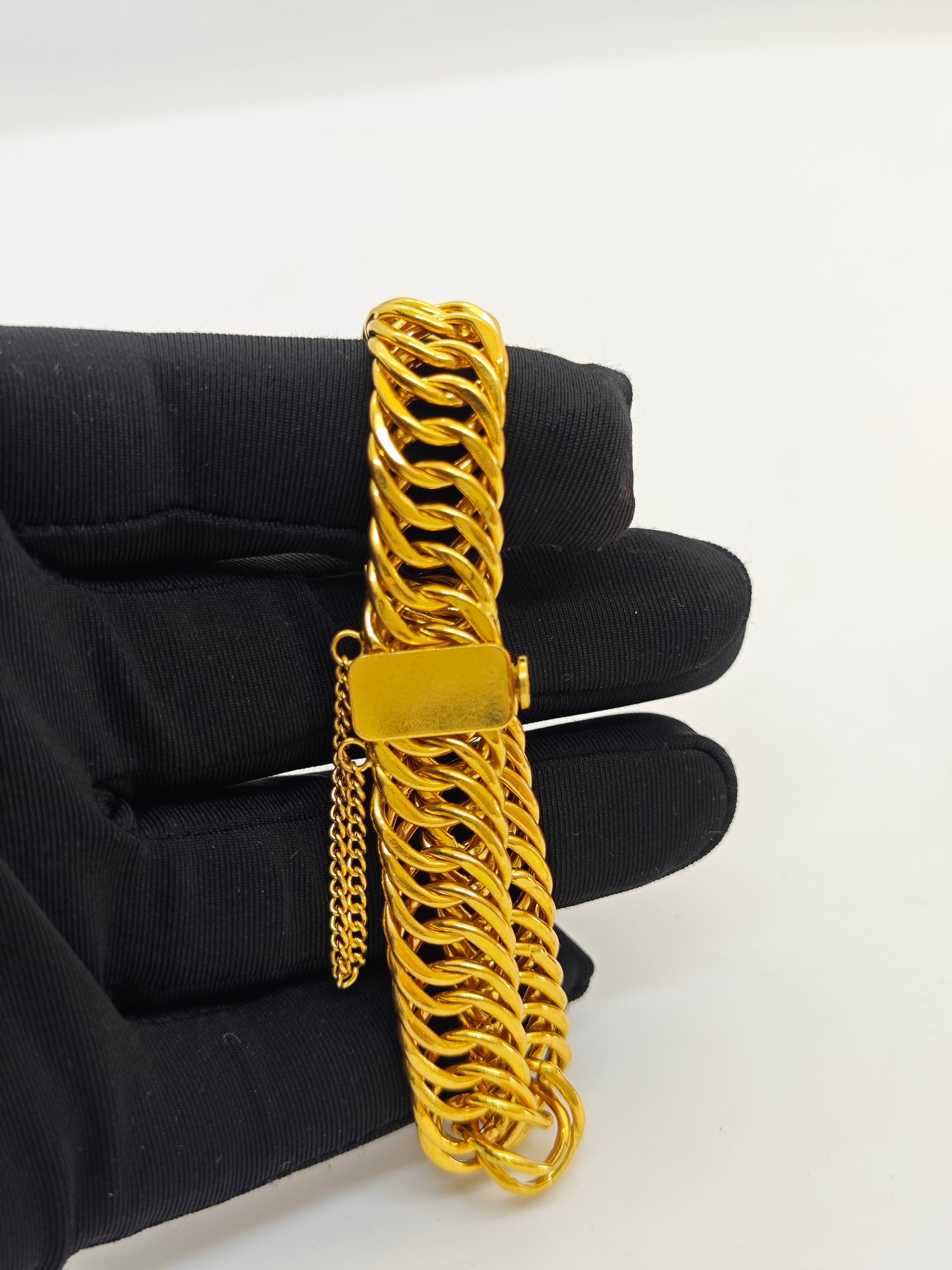 Zarif Ve Gösterişli 22 Ayar Altın Bilekli