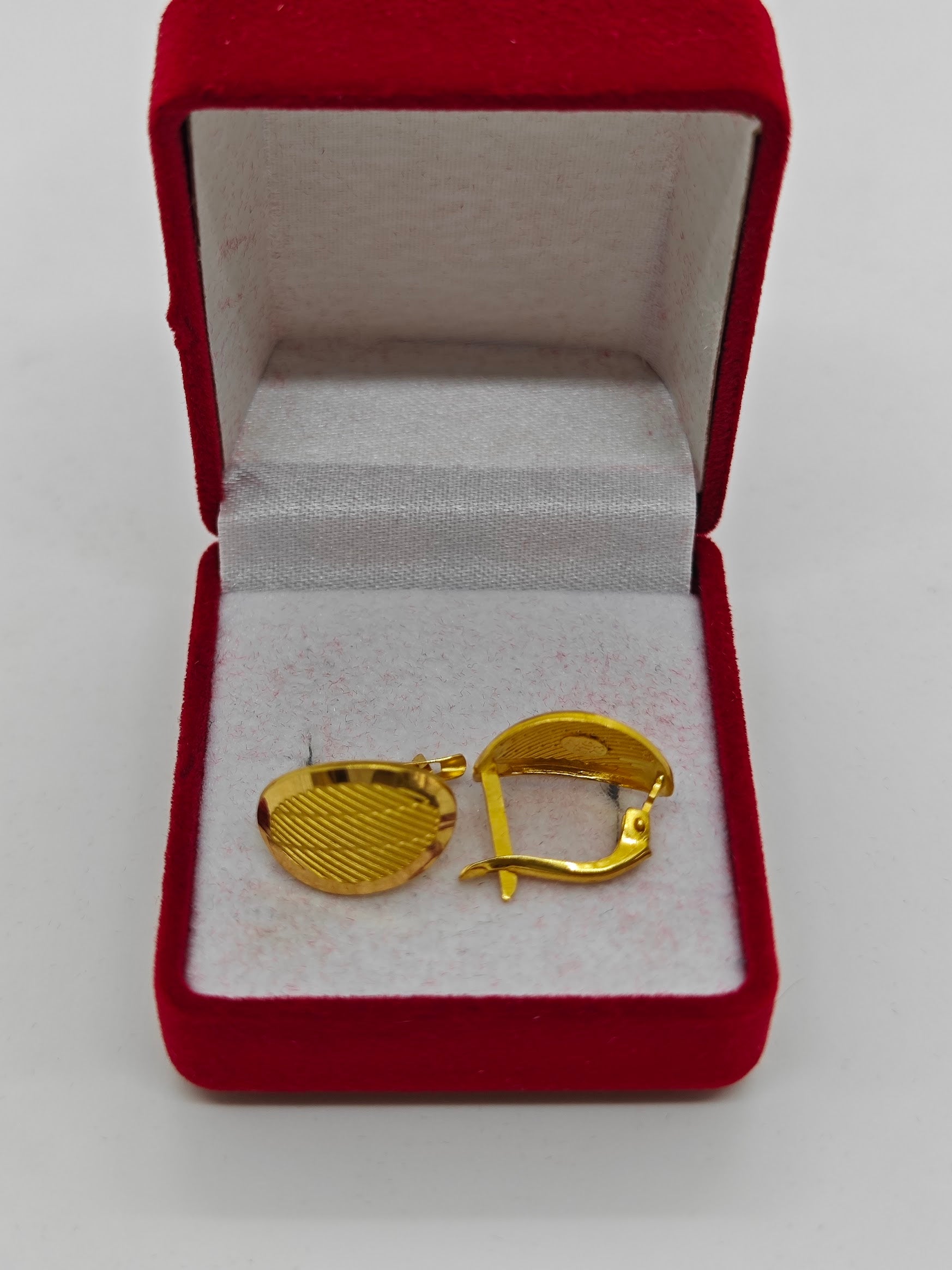 Çizgi Desenli 22 Ayar J Küpe