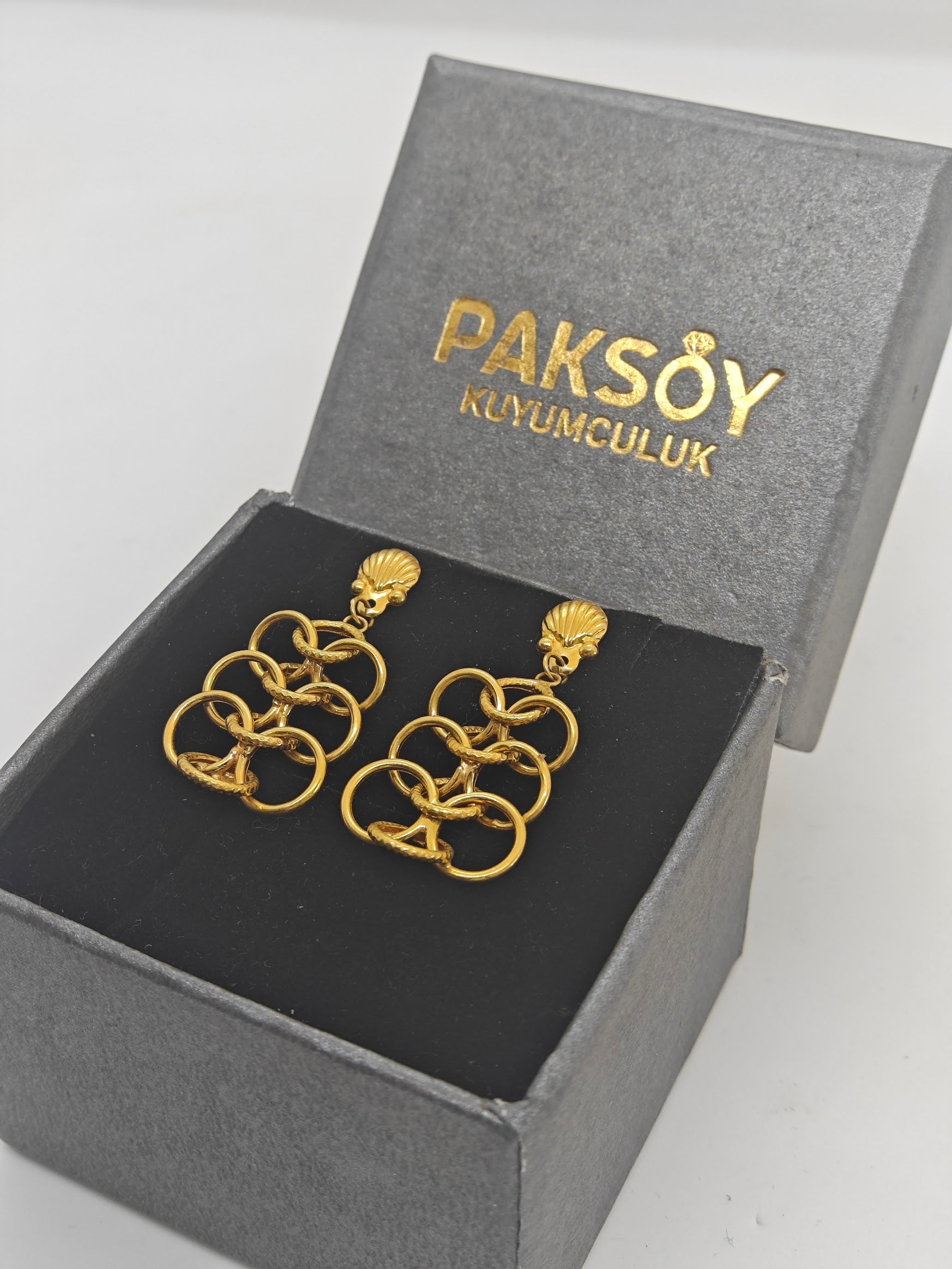 Zarif Ve Şık Salantılı 22 Ayar Altın Küpe