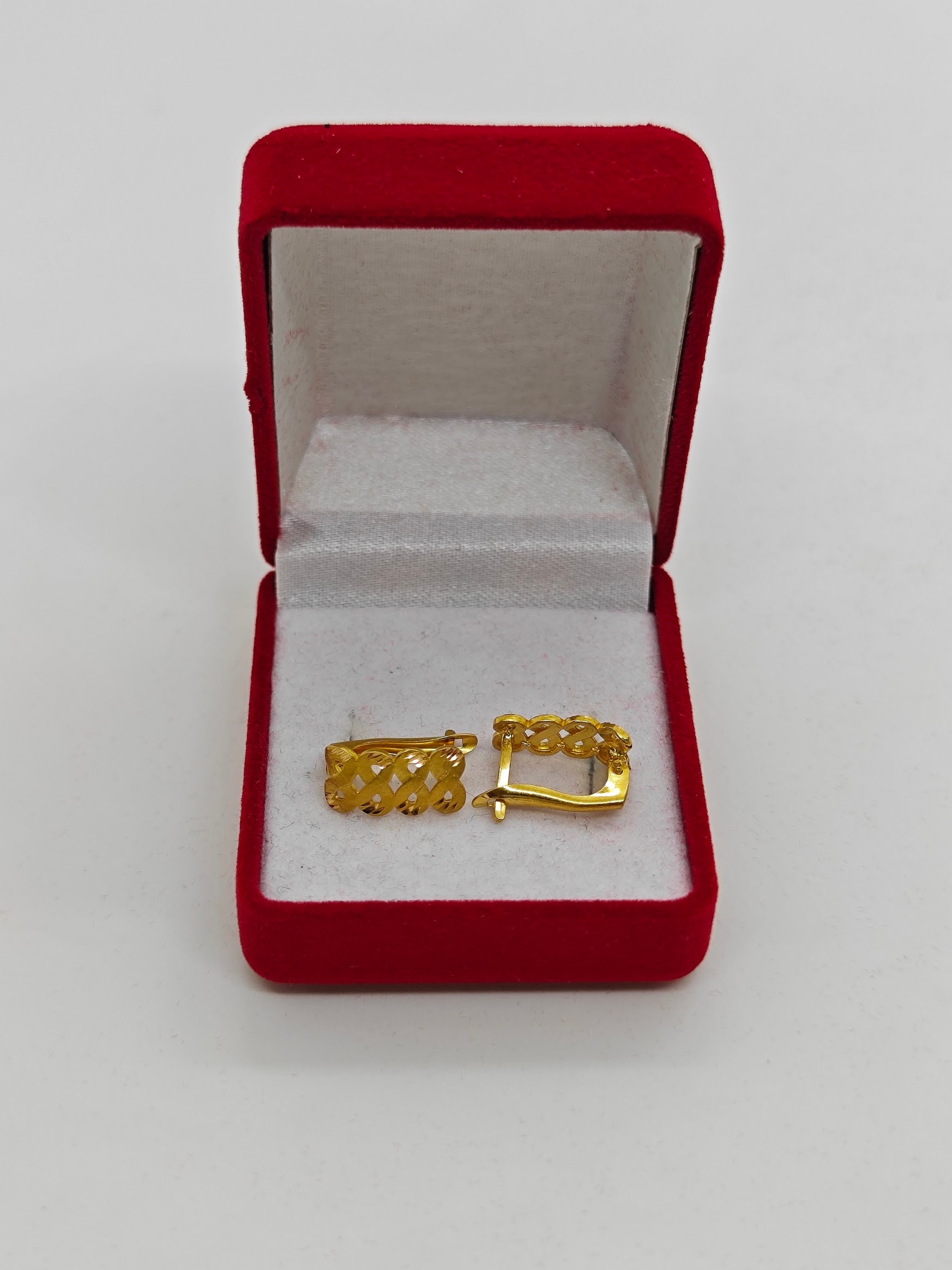 5'li Sonsuzluk Şeklinde 22 Ayar J Küpe