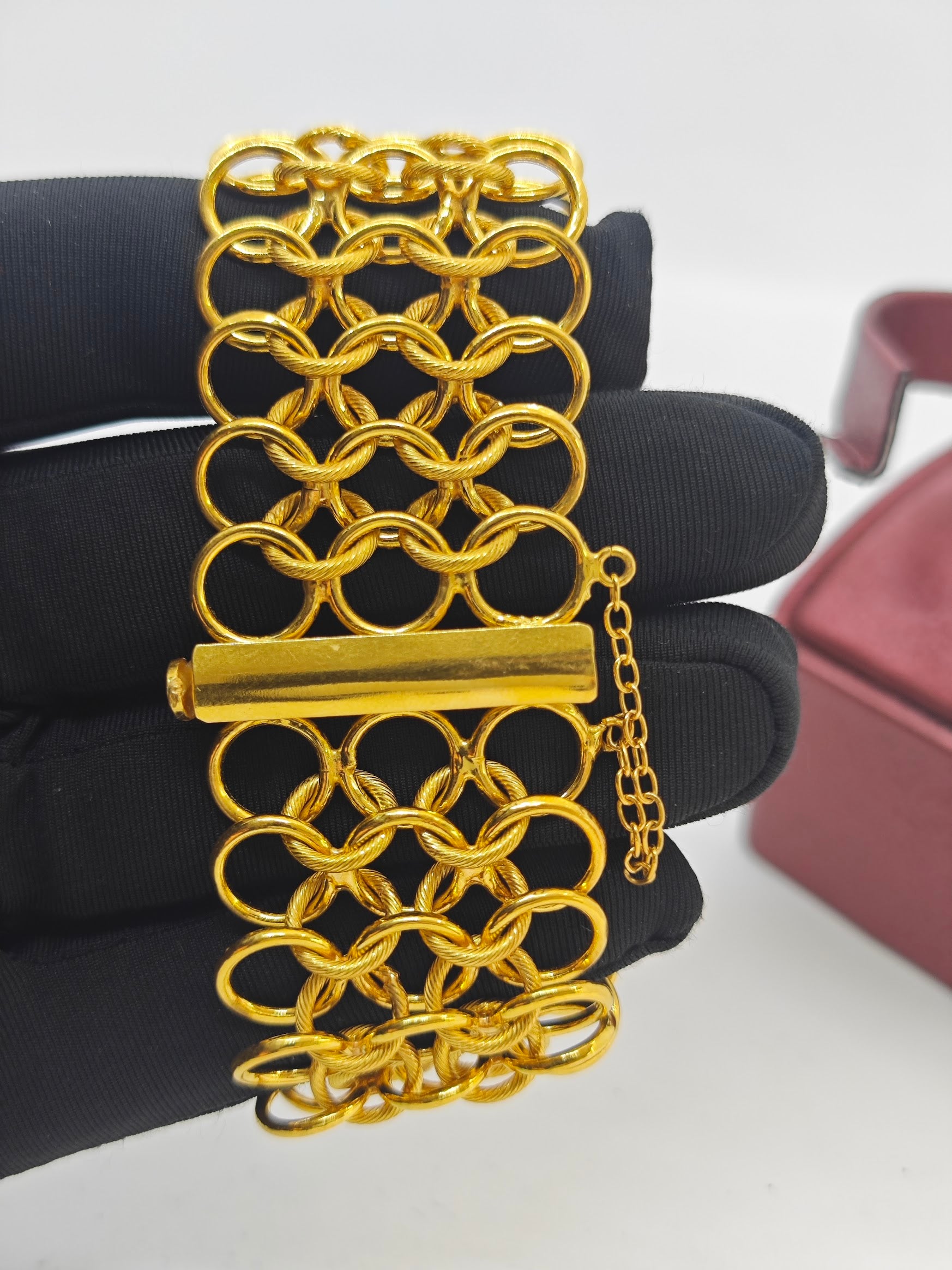 Zarif Ve Şık 22 Ayar Gösteriişli Altın Bileklik