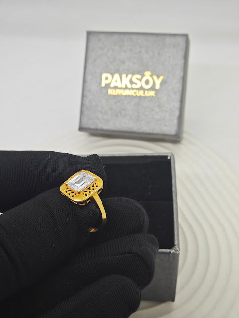 Desenli Taşlı Baget 22 Ayar Altın Taşlı Yüzük T000109