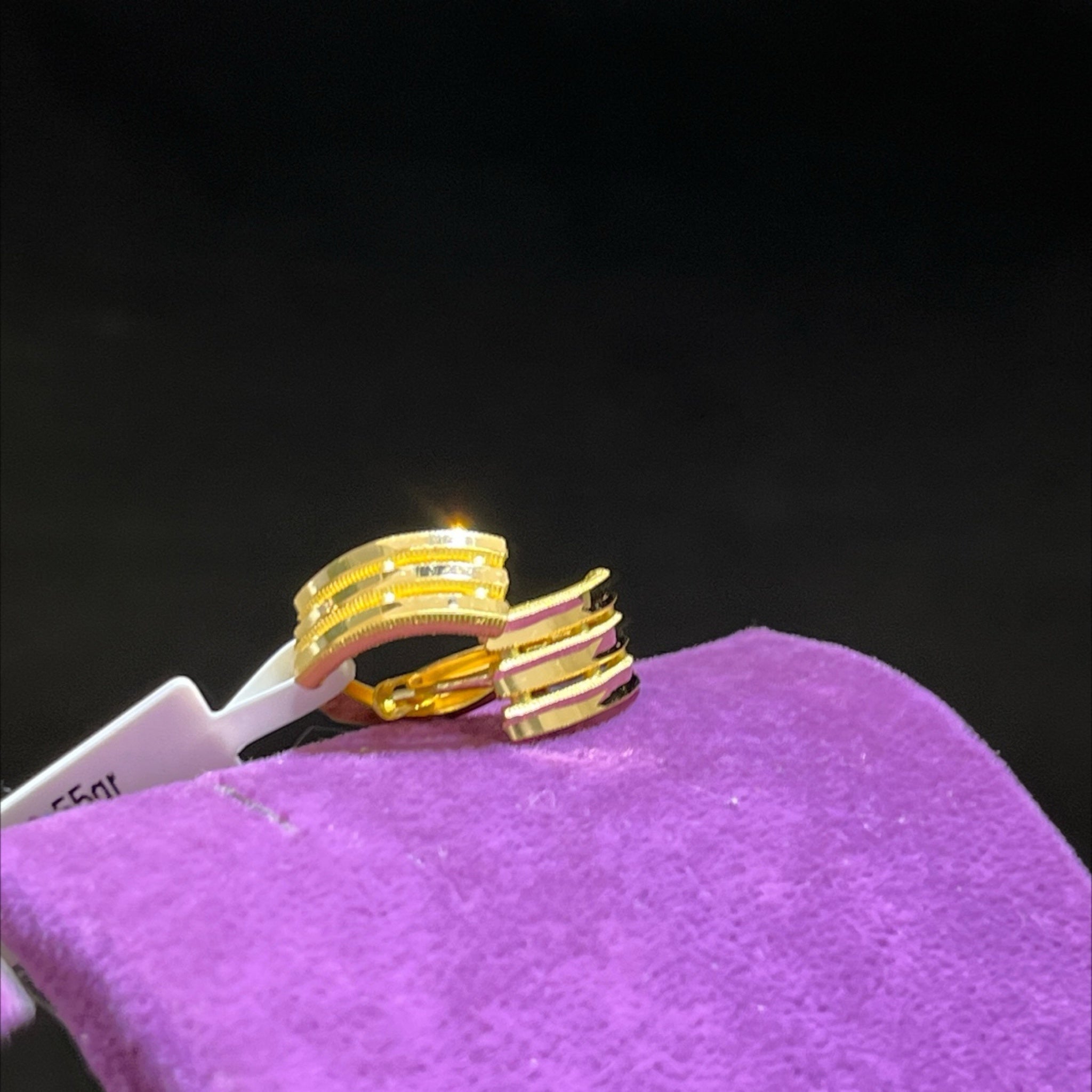 22 Ayar Altın Küpe 4 Sıralı Kaburga Tasarım 2.85gr Kadın - K00965