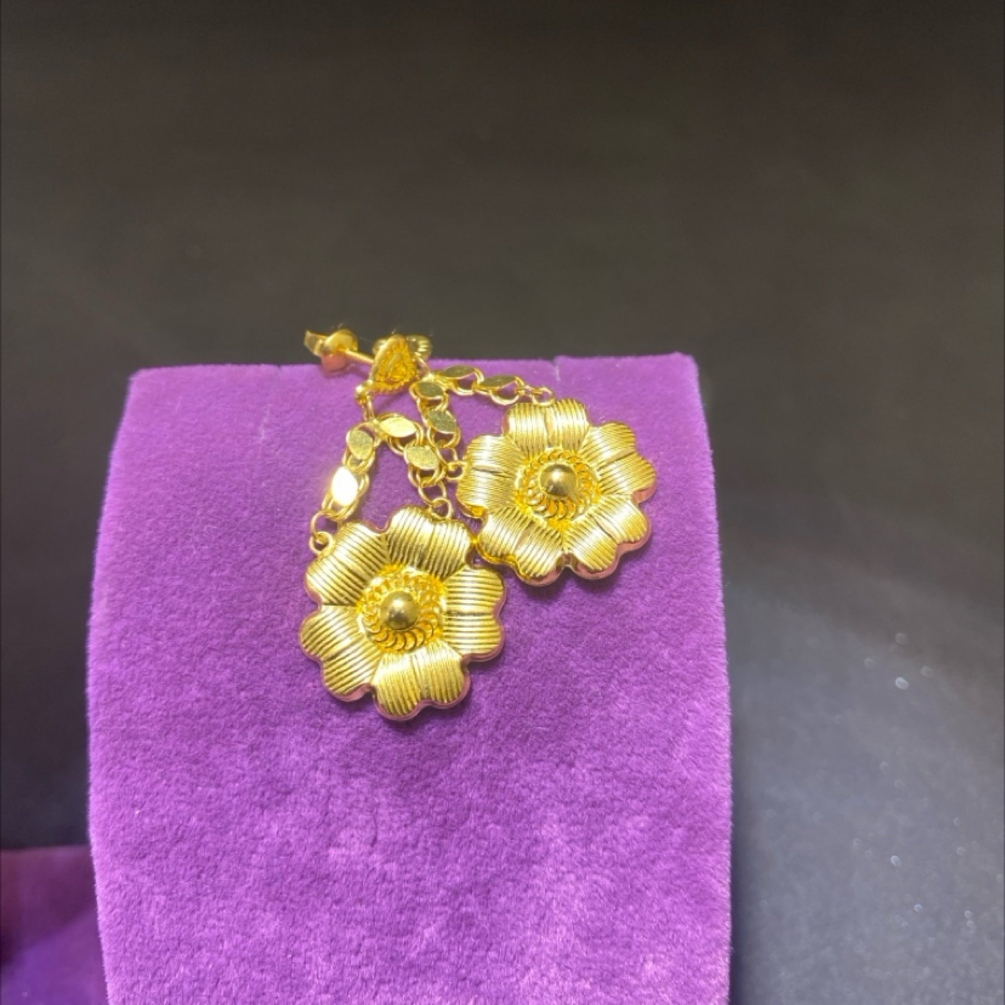 22 Ayar Altın Küpe Kalp Tasarım 3.91gr Kadın Hediye - K00972