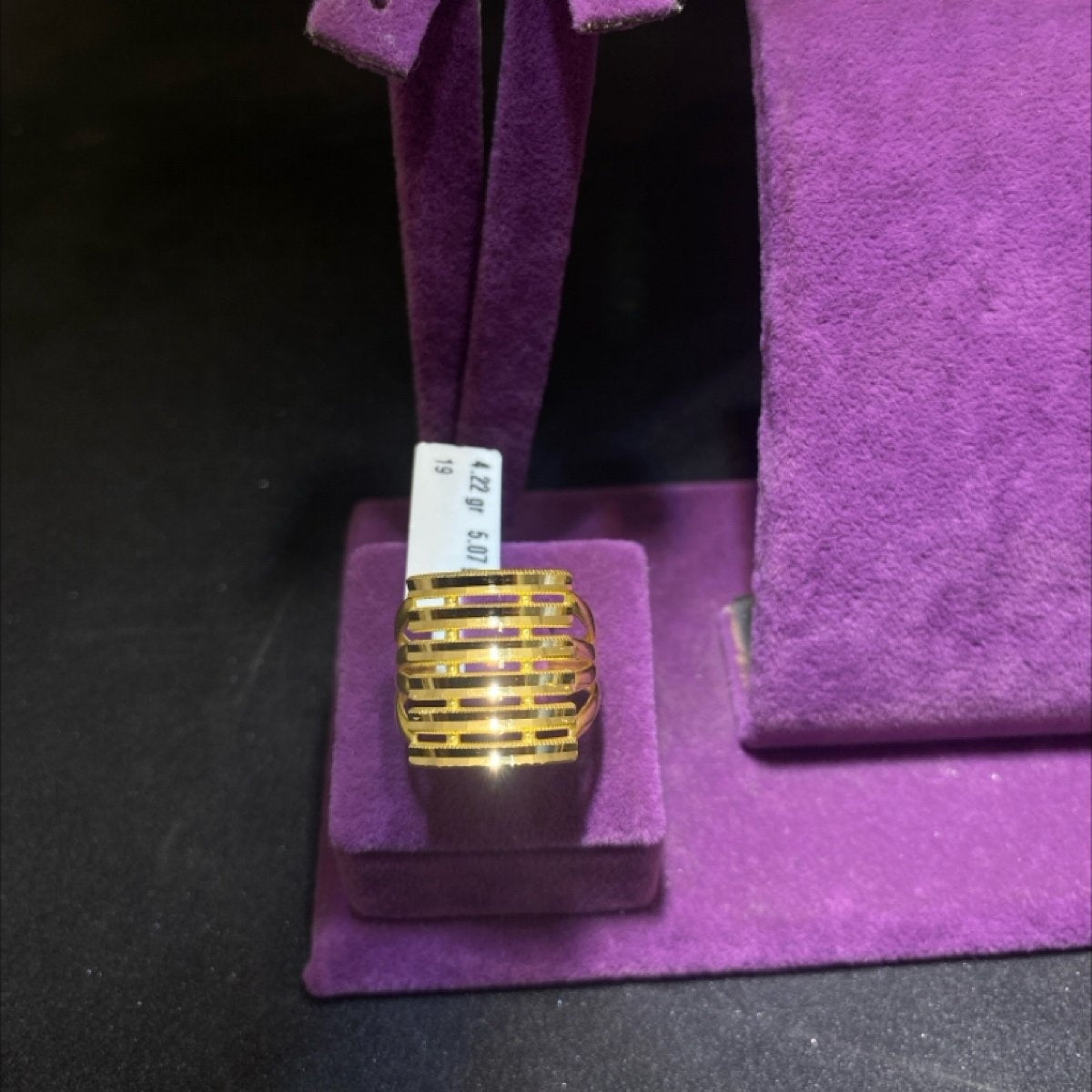 22 Ayar Altın Yüzük Kaburga Modern Tasarım 4.22gr 19 Numara - Y00950