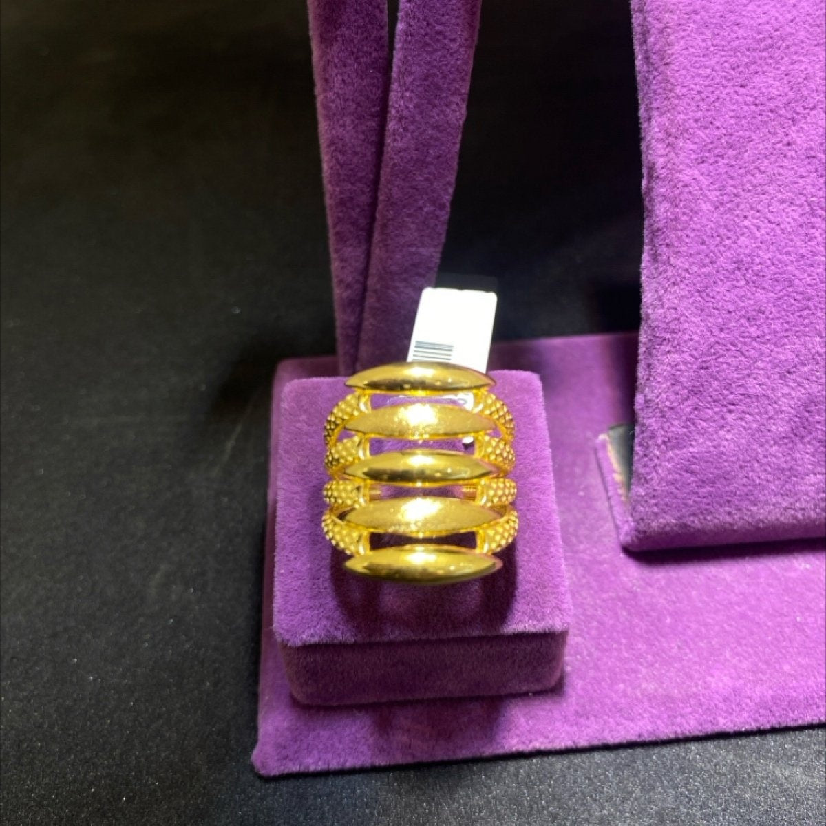 22 Ayar Altın Yüzük Kaburga Modern Tasarım 7.76gr 19 Numara Kadın - Y00951