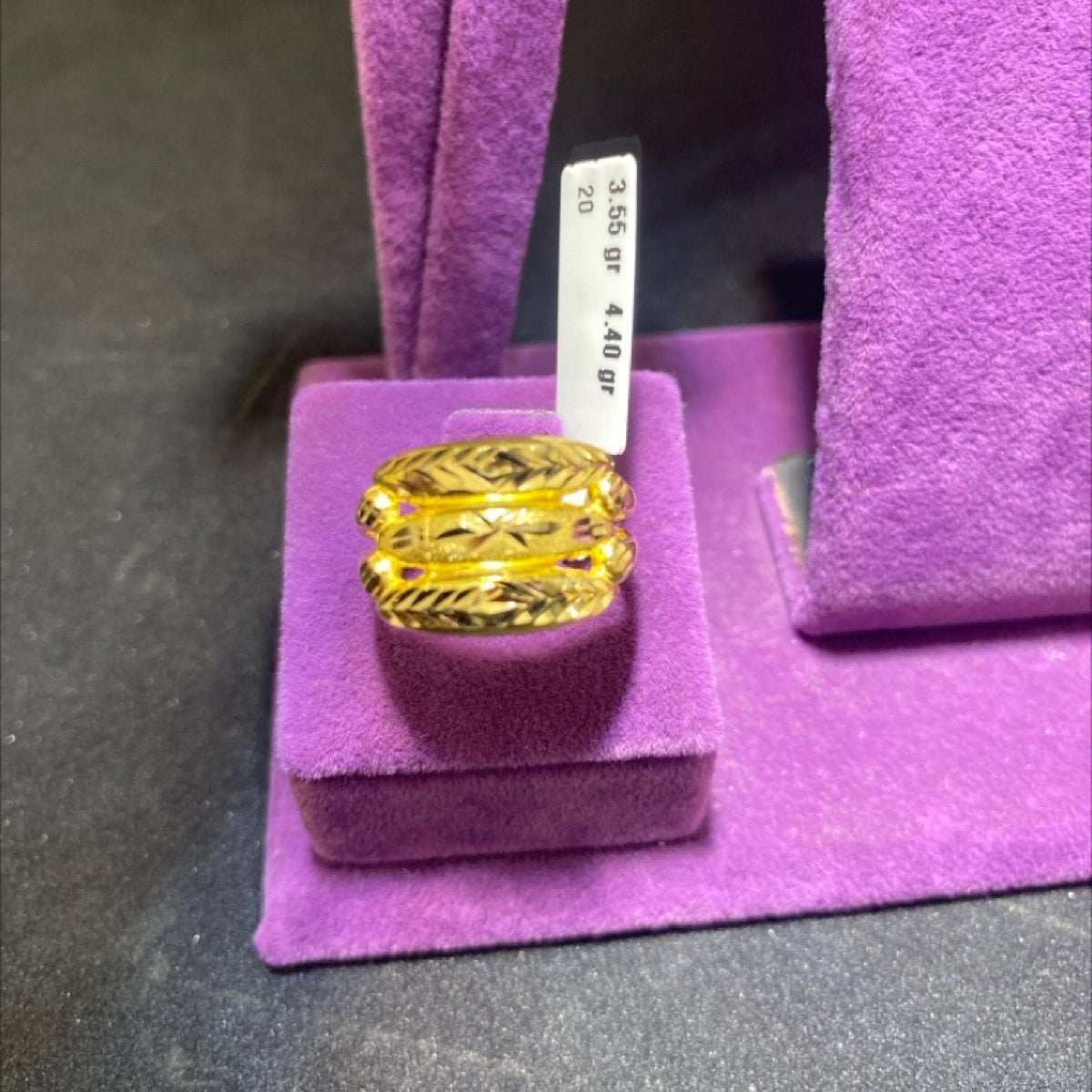 22 Ayar Altın Yüzük Kaburga Modern Tasarım 3.55gr 20 Numara Hediye - Y00954