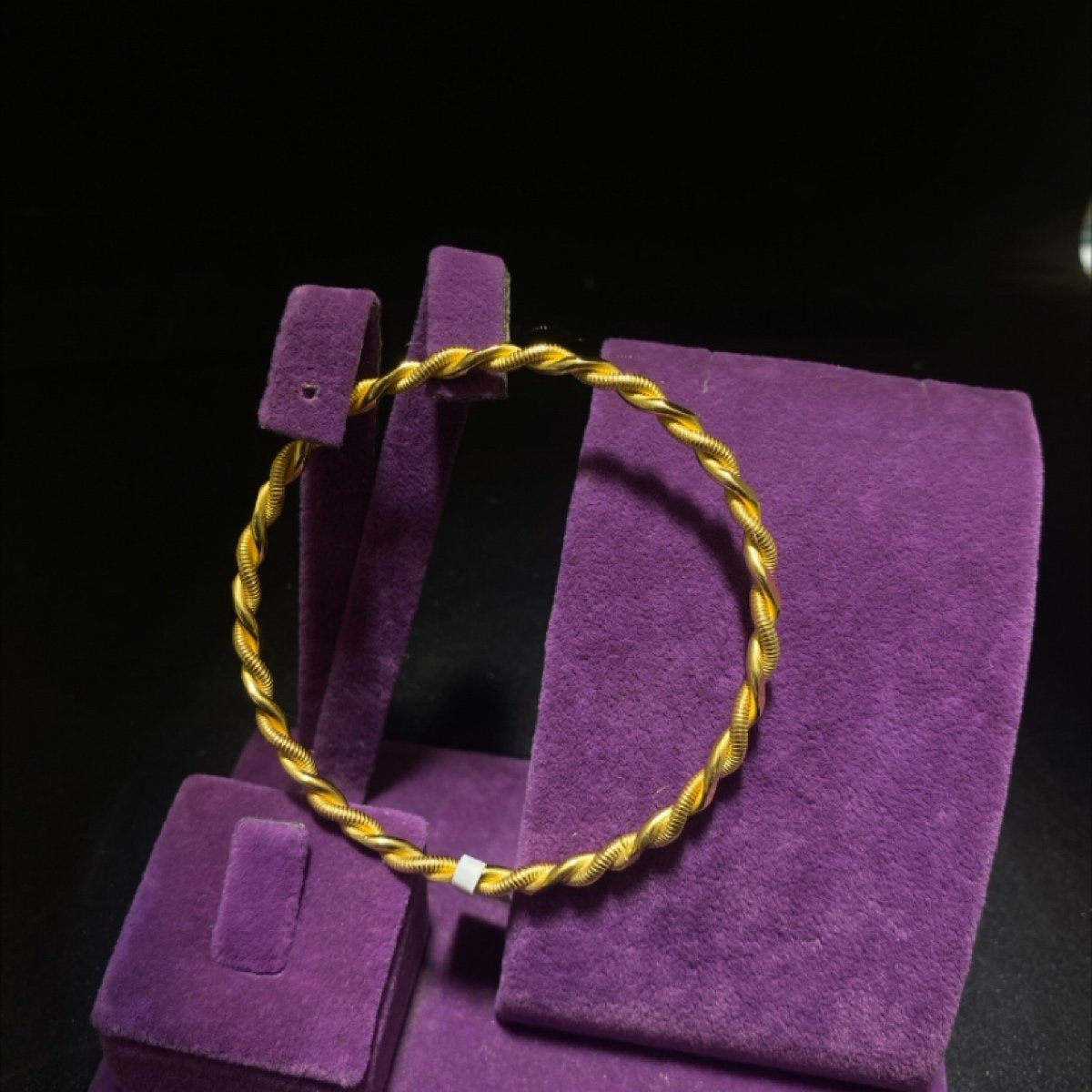 22 Ayar Altın Bilezik Kıvırcık Modern Tasarım 19.95gr Kadın - BZ01144