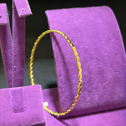 22 Ayar Altın Bilezik Kıvırcık Modern Tasarım 9.03gr Kadın - BZ01190