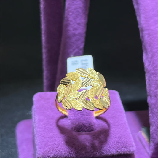 22 Ayar Altın Yüzük Kelebek Desenli 2.81gr 18 Numara Kadın - Y01013