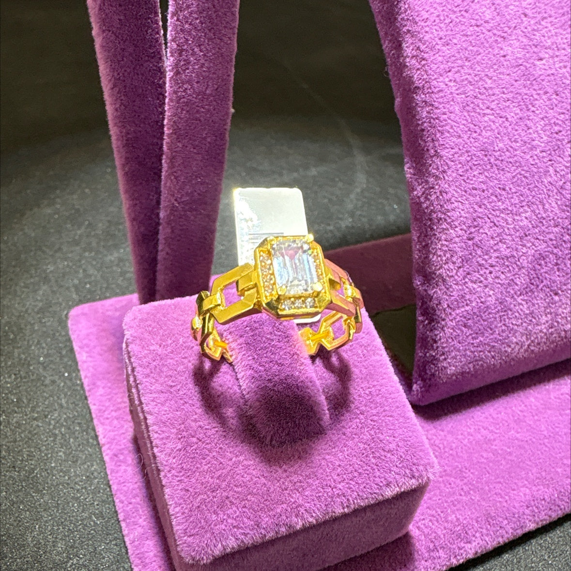 22 Ayar Altın Taşlı Yüzük Paksoy Modern Tasarım 3.92gr 16 Numara Kadın - T00239