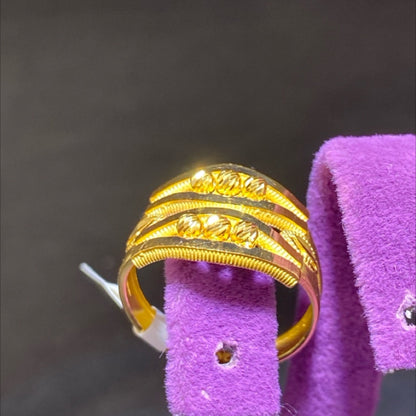 22 Ayar Altın Yüzük Kaburga Modern Tasarım 3.96gr 17 Numara Kadın - Y01033