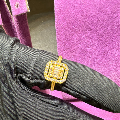 22 Ayar Altın Taşlı Yüzük Modern Tasarım 2.63gr 16 Numara Kadın - T00244