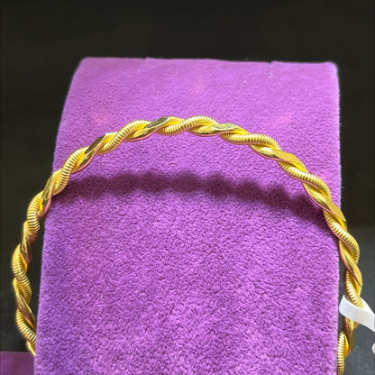 22 Ayar Altın Bilezik Kıvırcık Modern Tasarım 24.91gr Kadın - BZ01189