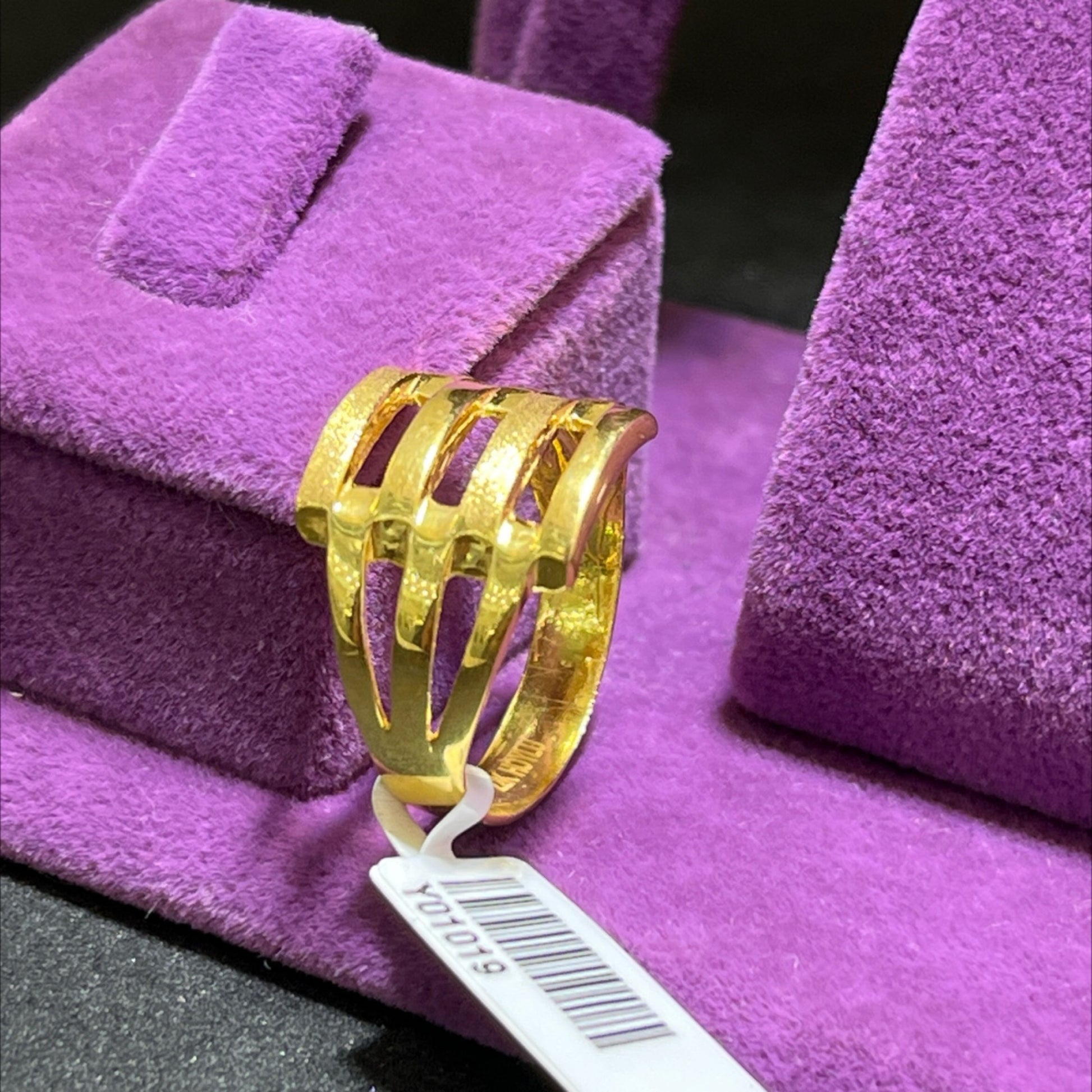 22 Ayar Altın Yüzük Kaburga Modern Tasarım 5.14gr 22 Numara - Y01019