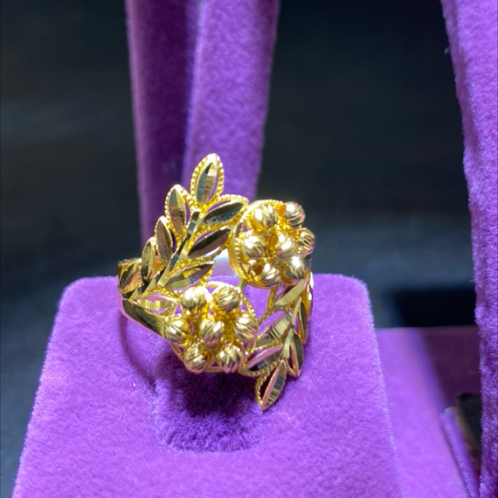 22 Ayar Altın Yüzük Başak Özel Tasarım 4.25gr 17 Numara Kadın - Y01030