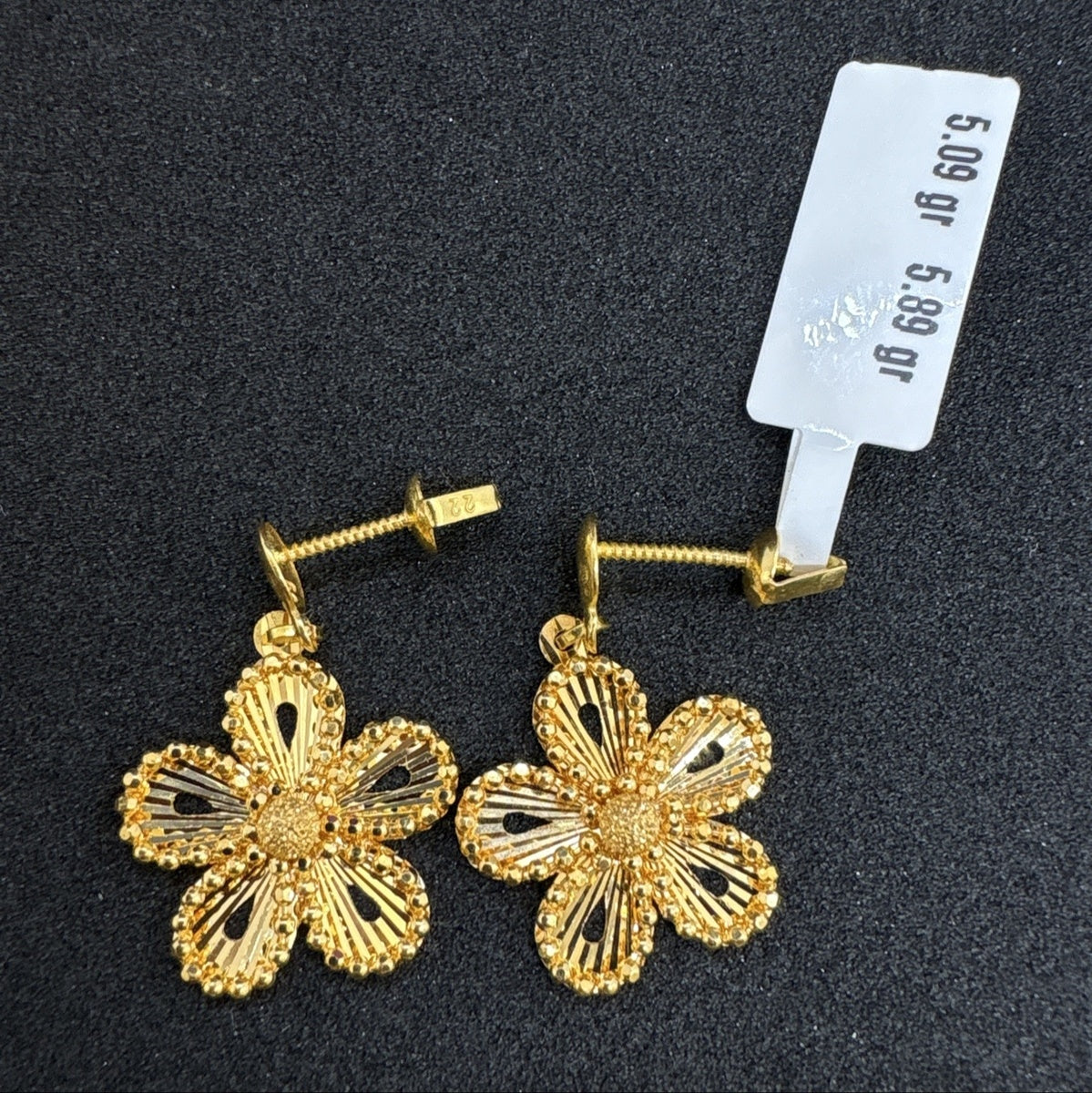 22 Ayar Altın Küpe Dorikalı Modern Tasarım 5.09gr Kadın - K000807