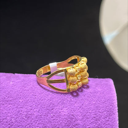 22 Ayar Altın Yüzük Dorikalı Modern Tasarım 3.34gr 17 Numara Hediye - Y01011